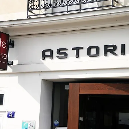 Astoria 3*