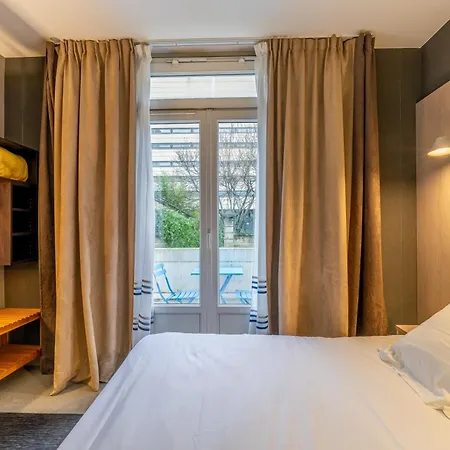Astoria Hotel