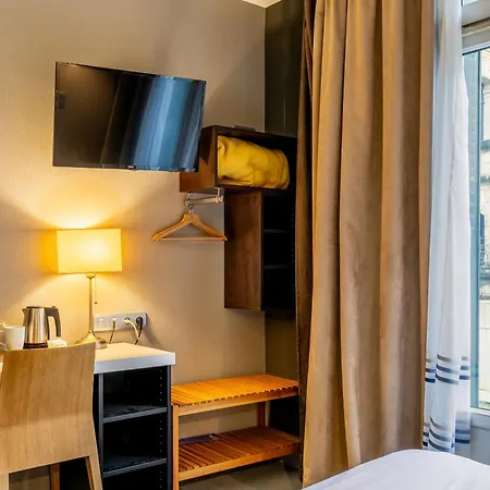 Astoria 3*