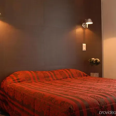 Astoria Hotel 3*